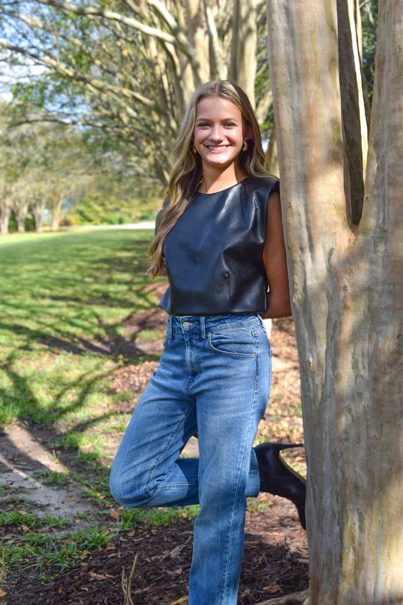 Two seniors will rule over Southeast District Livestock Show